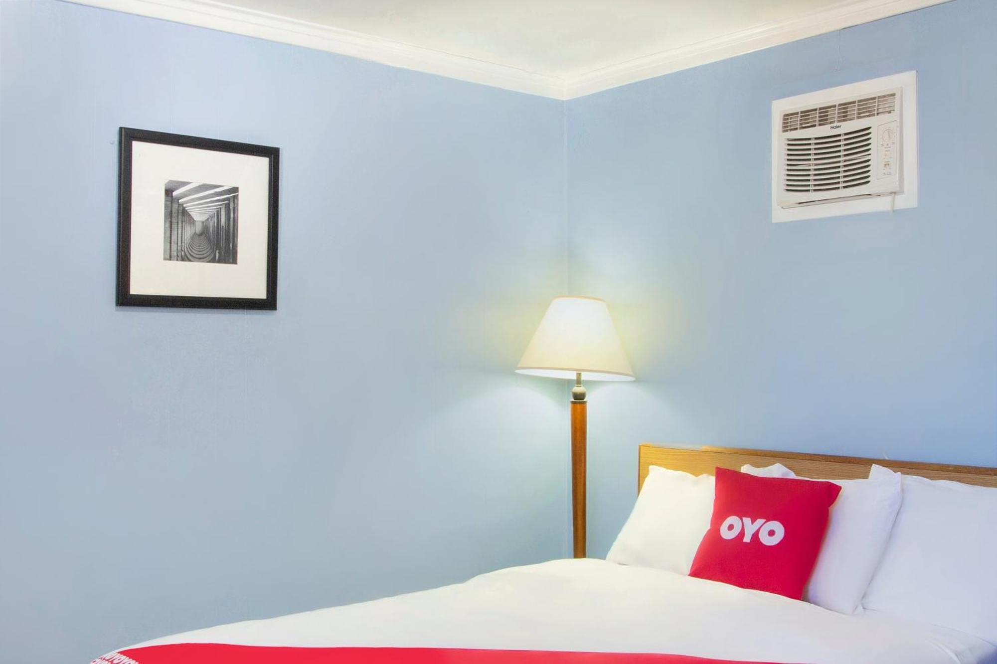 Oyo Hotel Wilkes-Barre East Esterno foto
